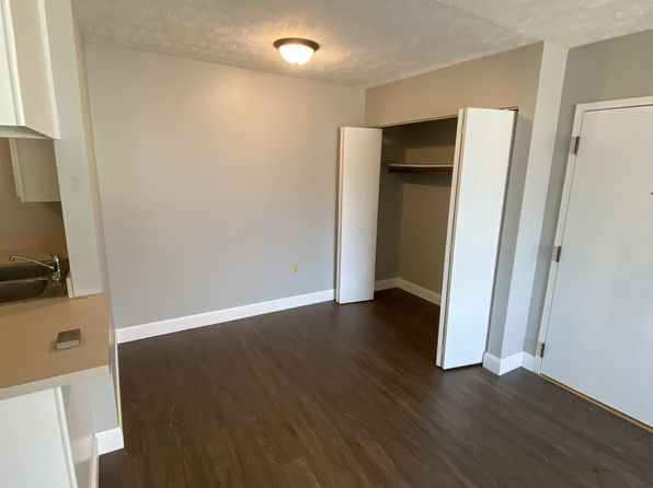 308 Windsor St #1