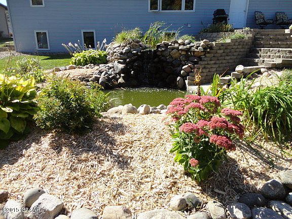 5th image of 633 Meeker Ct