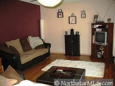 4th image of 360 2nd St NE