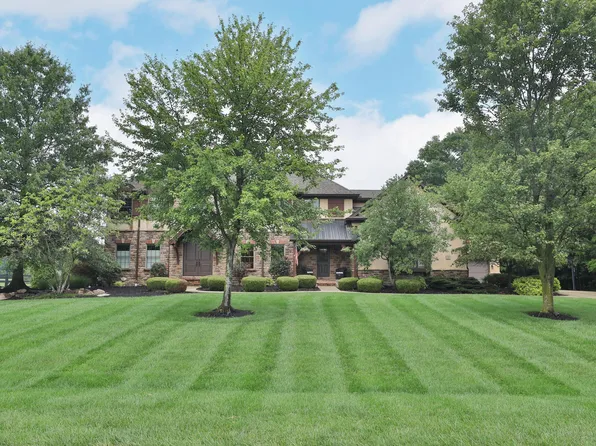 2182 Woodland Hall Dr, Powell, OH 43065