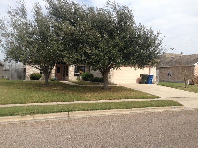 1st image of 6842 Vineyard Dr