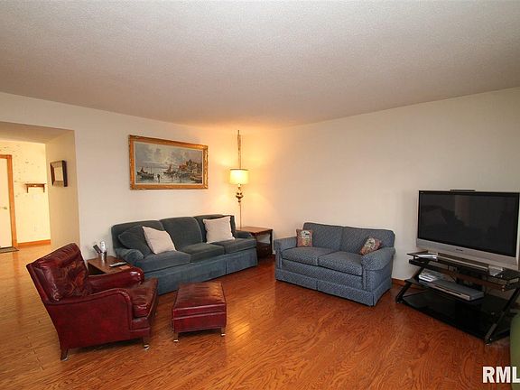 2nd image of 3616 N Sandia Dr