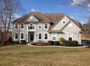 1 Meadowcroft Ln, Lincoln University, PA 19352