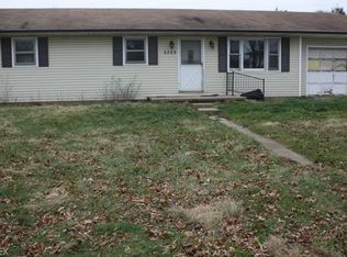 5503 Sunset Ln, Newcomerstown, OH 43832