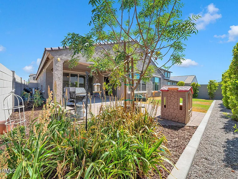 17605 W Medlock Dr — Photo 46