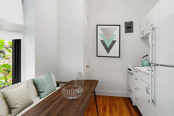 Rented by Compass | media 2