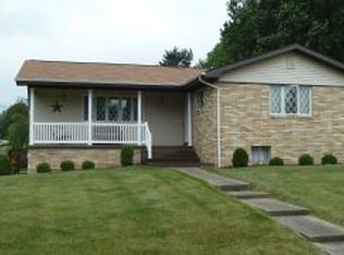 118 Crisswill Rd, Saint Clairsville, OH 43950