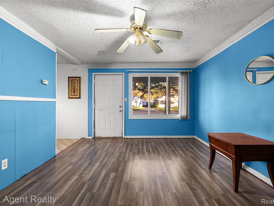 241 W Yale Ave, photo 3