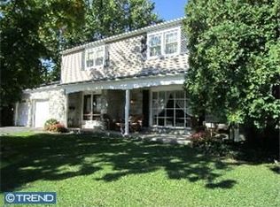 500 Warwick Cir, Fairless Hills, PA 19030