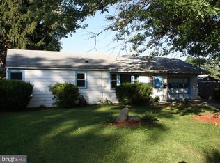 99 Arnold Rd, Enola, PA 17025