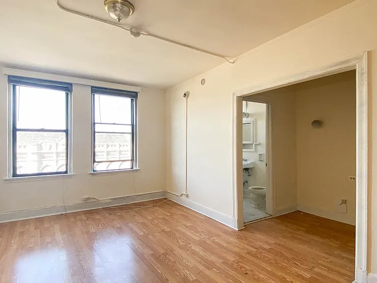 3335 W Diversey Ave #913 — Photo 8