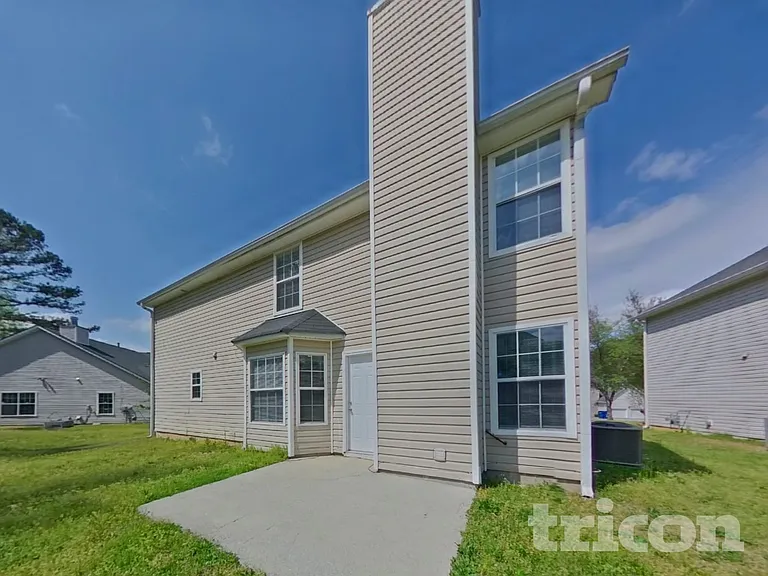 464 Berkshire Pl — Photo 19