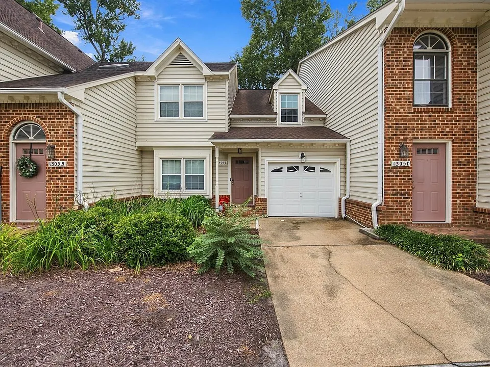 1305 Tuckaway Reach #C