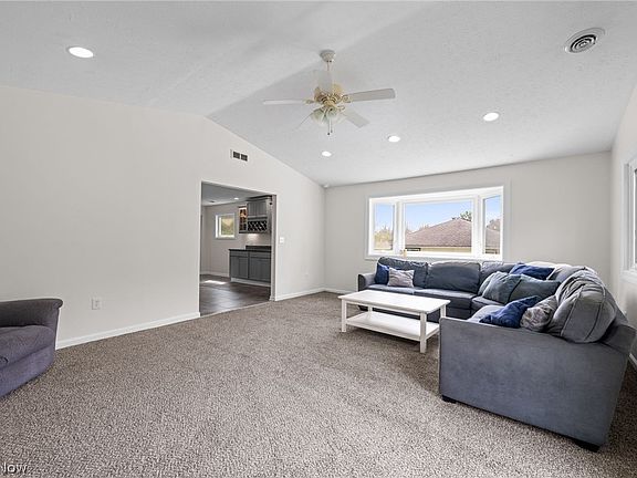 4th image of 12440 Harold Dr