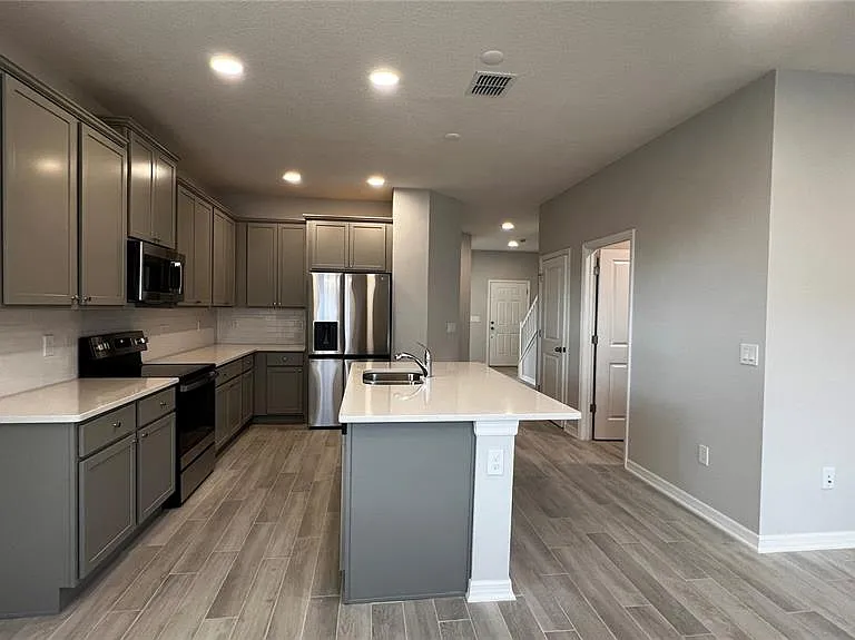 15769 Tollington Aly — Photo 8