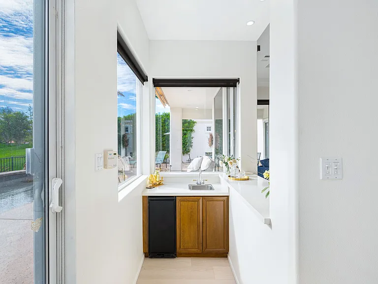 79215 Mandarina — Photo 18