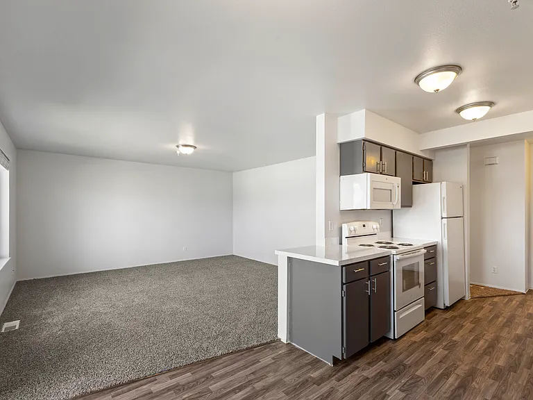 Aspen Heights Apartments — Photo 30
