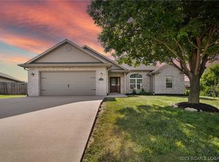 406 Kodiak Ct, Centertown, MO 65023