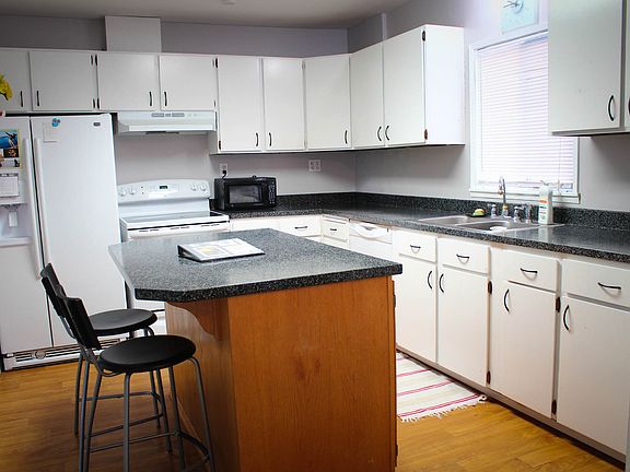 2nd image of 4219 S Alaska St