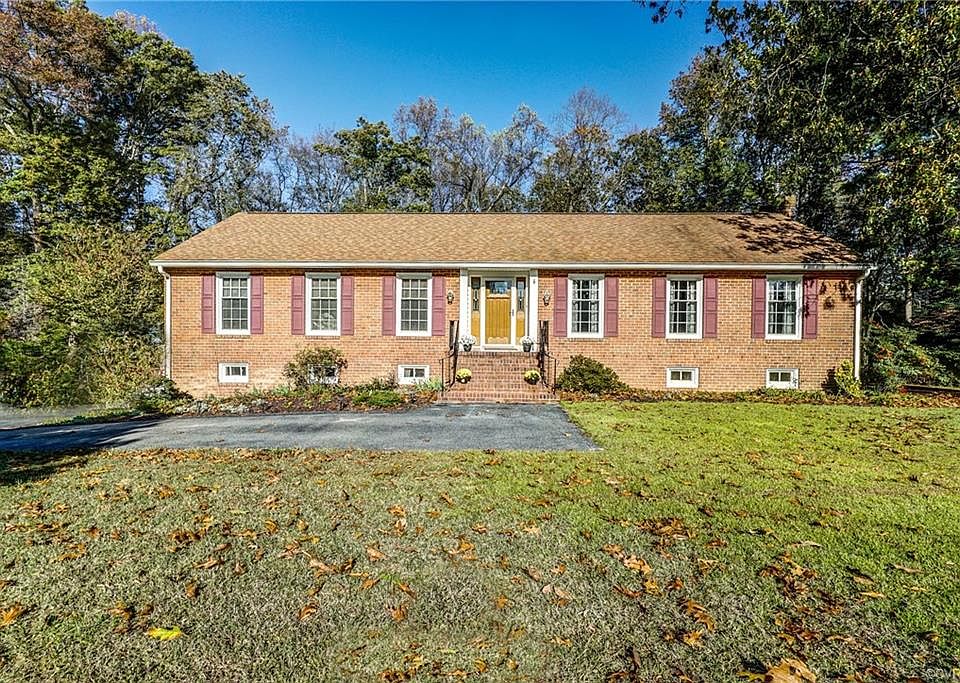 1st image of 6308 Lakeway Dr