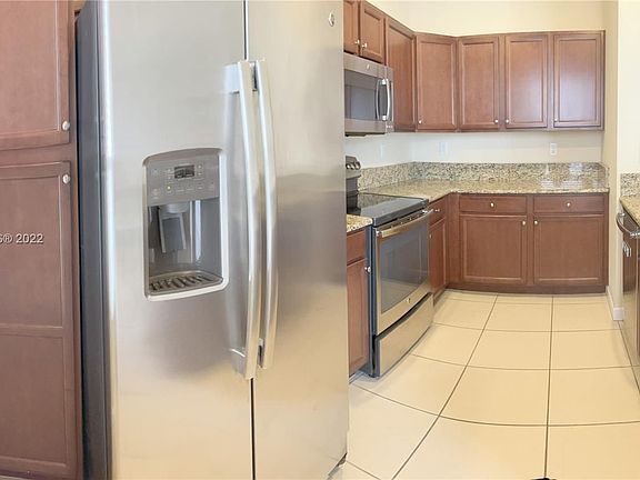 4th image of 9305 SW 171st Ct #9305