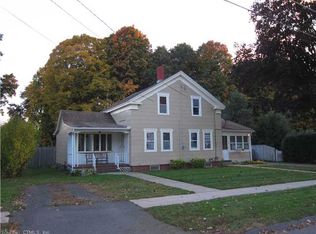 12 Oak St, Enfield, CT 06082