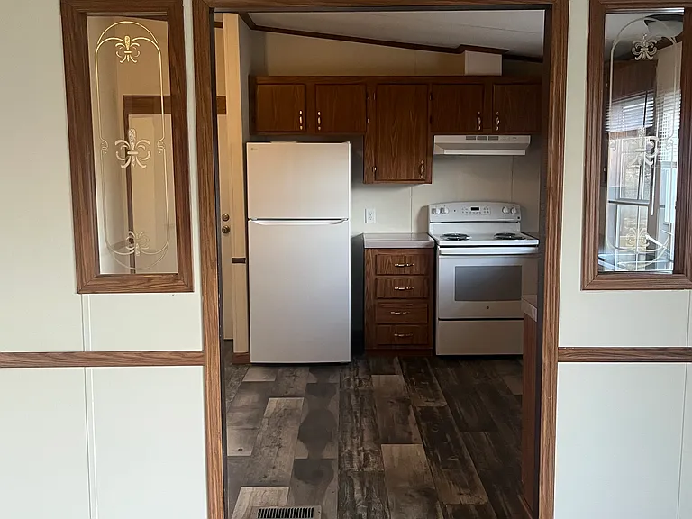 130 Paige Dr — Photo 4