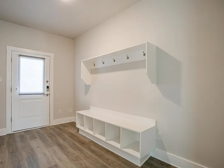 2341 Benbrook Blvd — Photo 10