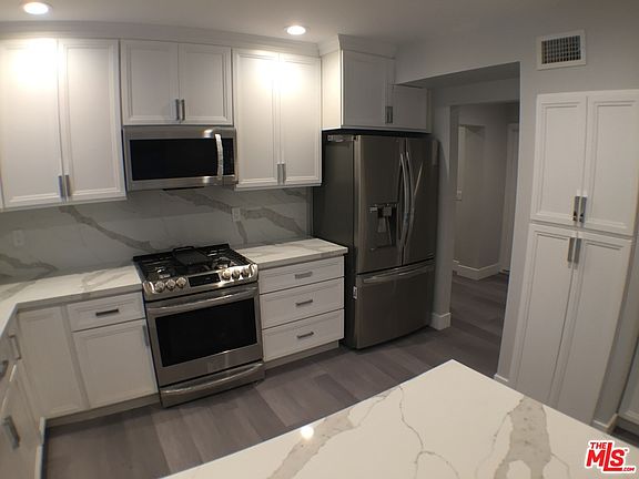 5th image of 156 N Arnaz Dr