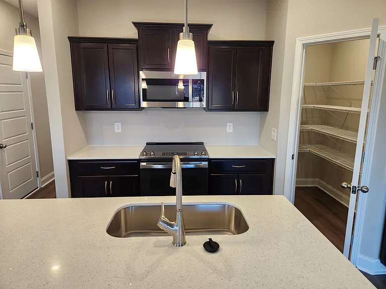 219 Donegal Dr — Photo 14