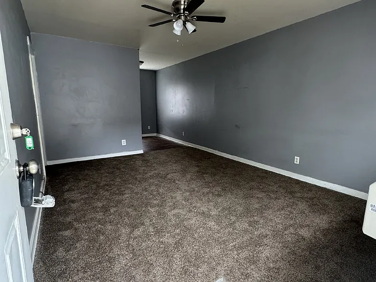824 S Water St #2 — Photo 2