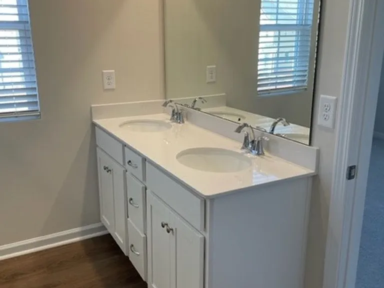 13939 Castle Nook Dr — Photo 10