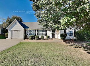 529 Village Cir, Stockbridge, GA 30281
