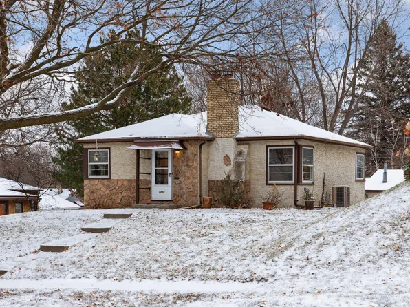 1202 Cherokee Ave, West Saint Paul, MN 55118