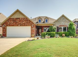3715 S 13th Pl, Broken Arrow, OK 74011