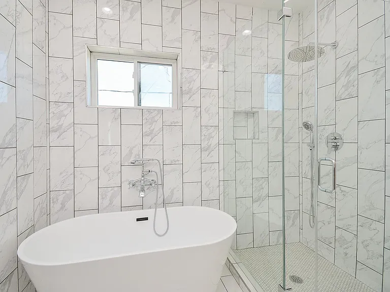 147 S 66th St — Photo 25