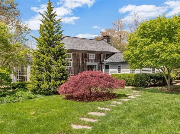 104 Lyons Plain Road, Weston, CT 06883