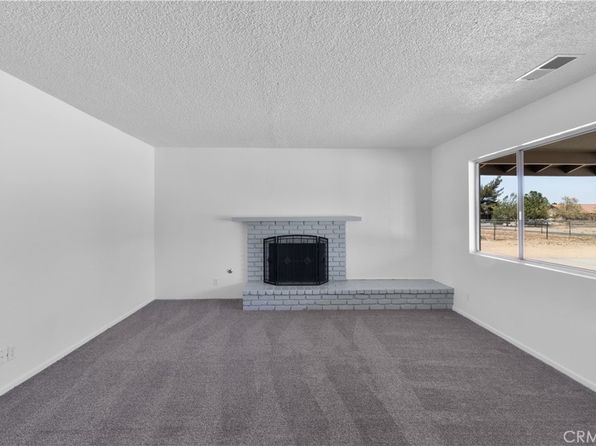 20565 Winona Rd, Apple Valley, CA 92308