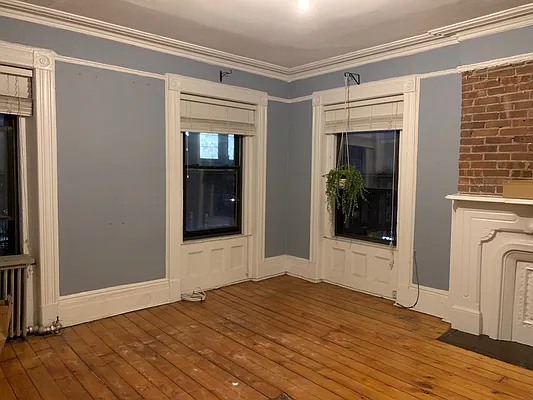 Rented by Compass | media 28