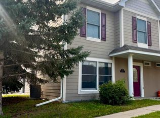 1850 Macintosh Ct, Saint Peter, MN 56082