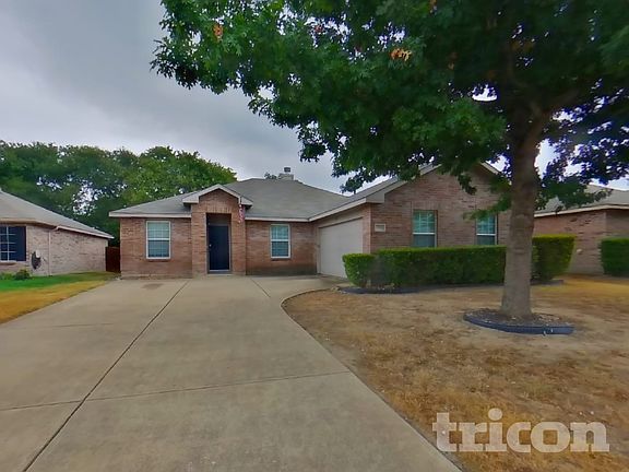 2nd image of 2506 Eastwood Dr
