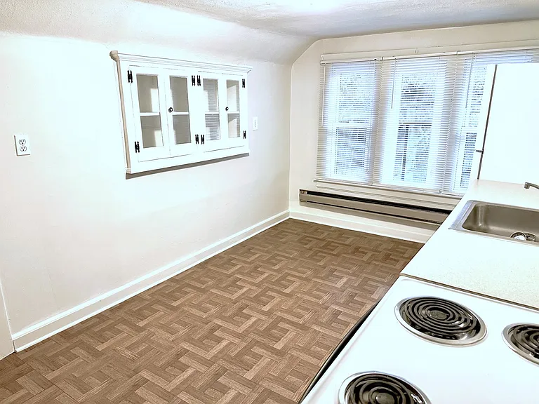 1214 8th St #3 — Photo 7