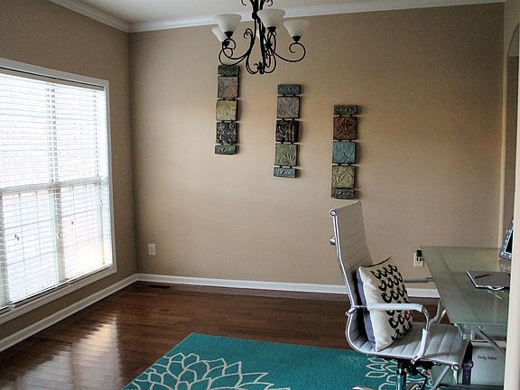 5th image of 1124 Chinook Cir
