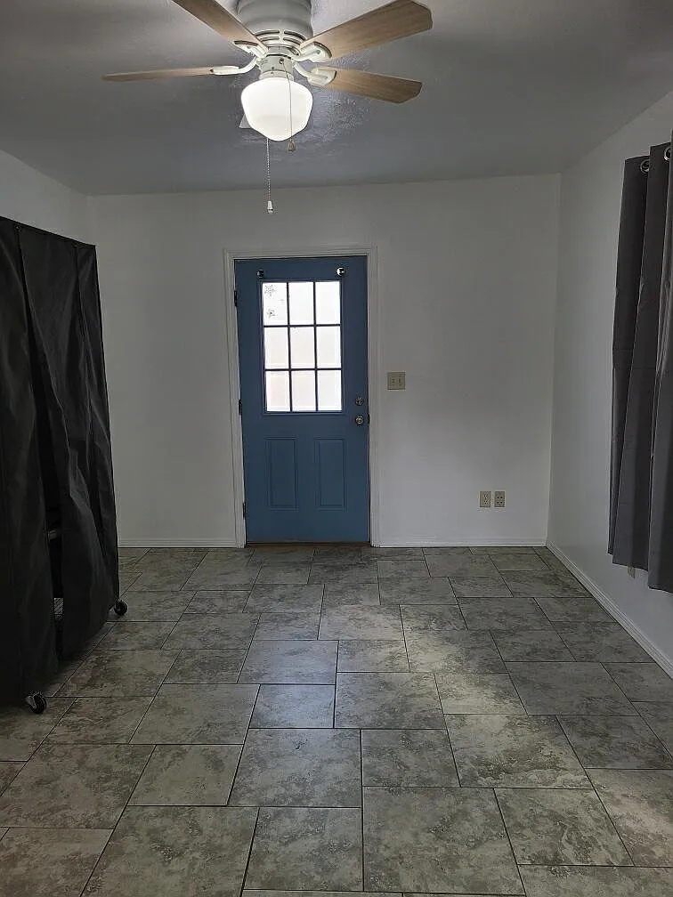 Studio, 290 sqft, $750 — Photo 2