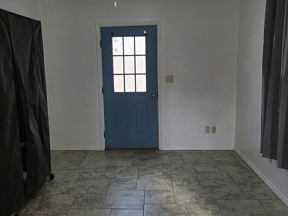 Living Room facing the back door