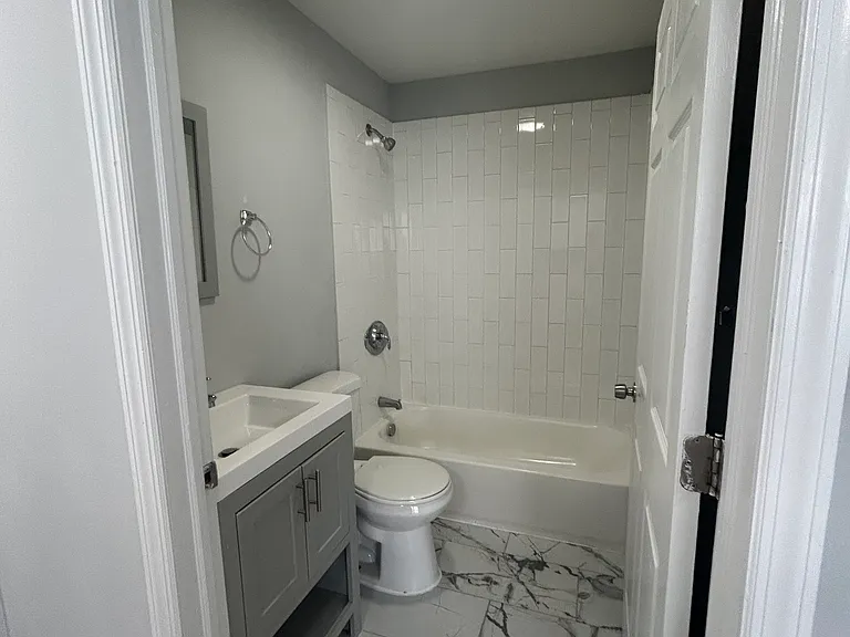 130 N Main St #5 — Photo 17