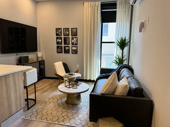 378 Broad St, Newark, NJ