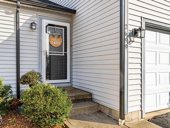4th image of 2699 Fernwood Ave