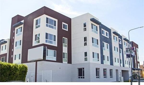 2nd image of 5110 Crenshaw Blvd