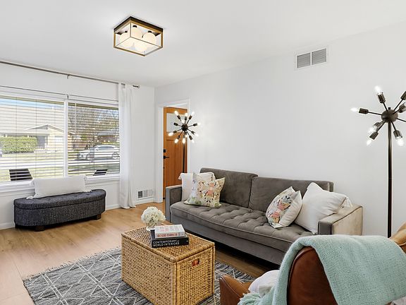 4th image of 13660 Purple Sage Rd